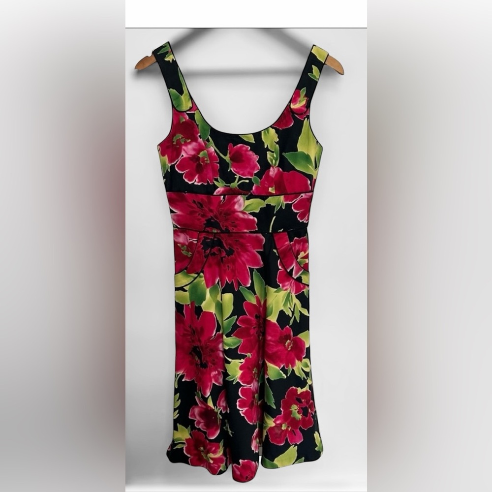 Donna RicoFloral Print Dress with Pockets Knee Length Party Dress Size 2
